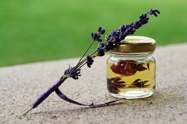Naturalne olejki eteryczne do masażu