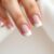 Poznaj manicure francuski – elegancja i uniwersalność na co dzień